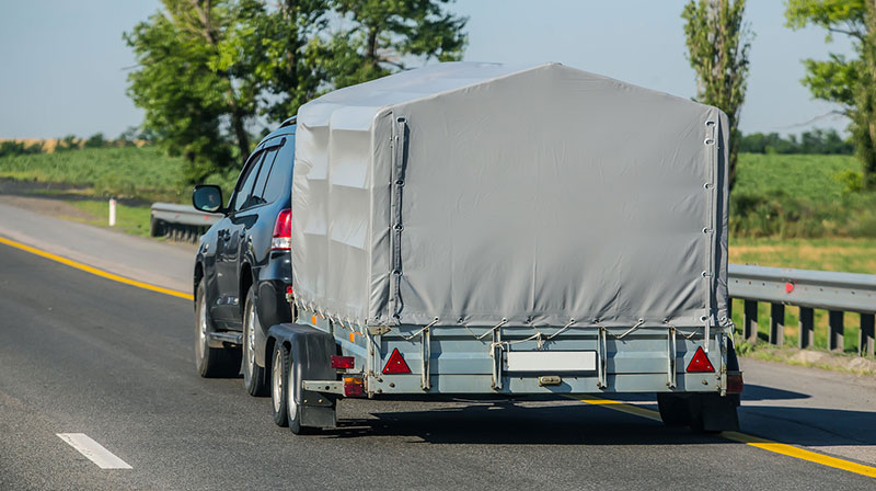 ¿Cuáles son las características de la tela impermeable?